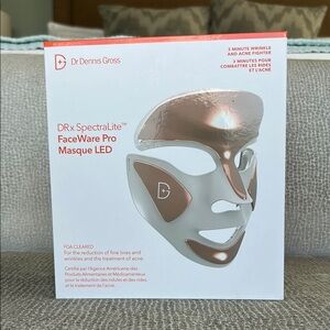 Dr Dennis Gross DRx SpectraLite FaceWare Pro LED Mask - White and Gold